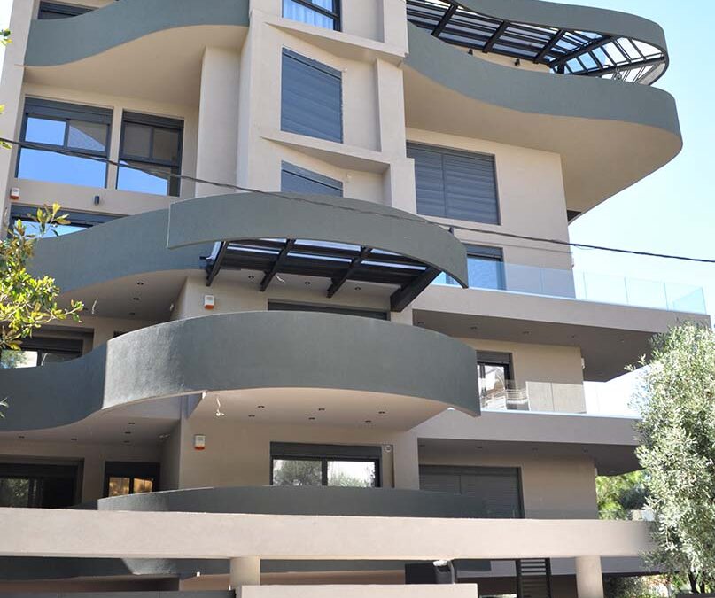 ΠΕΥΚΗ | Κολοκοτρώνη & Γράμμου